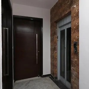 *** Hotel O Avalon Palace India